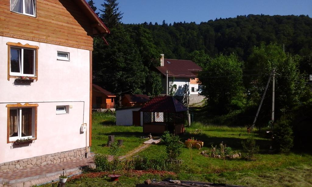 U Pana Ivana Yaremtche Extérieur photo